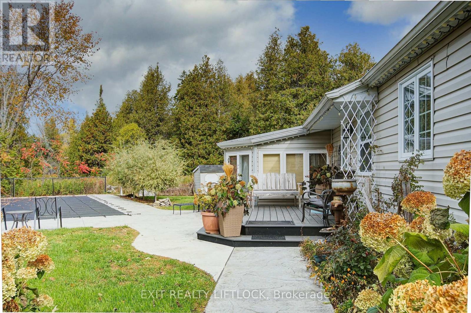 544 County Road 8, Douro-Dummer, Ontario  K0L 2H0 - Photo 33 - X12476524