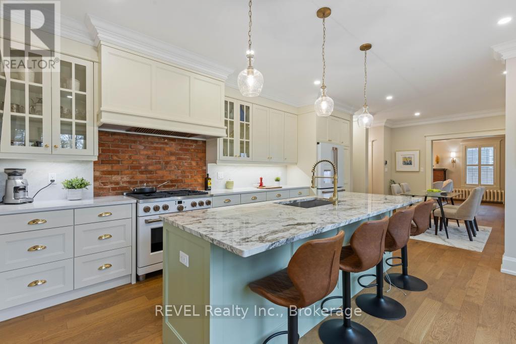 50 Hillcrest Avenue, St. Catharines, Ontario  L2R 4Y1 - Photo 6 - X12394210