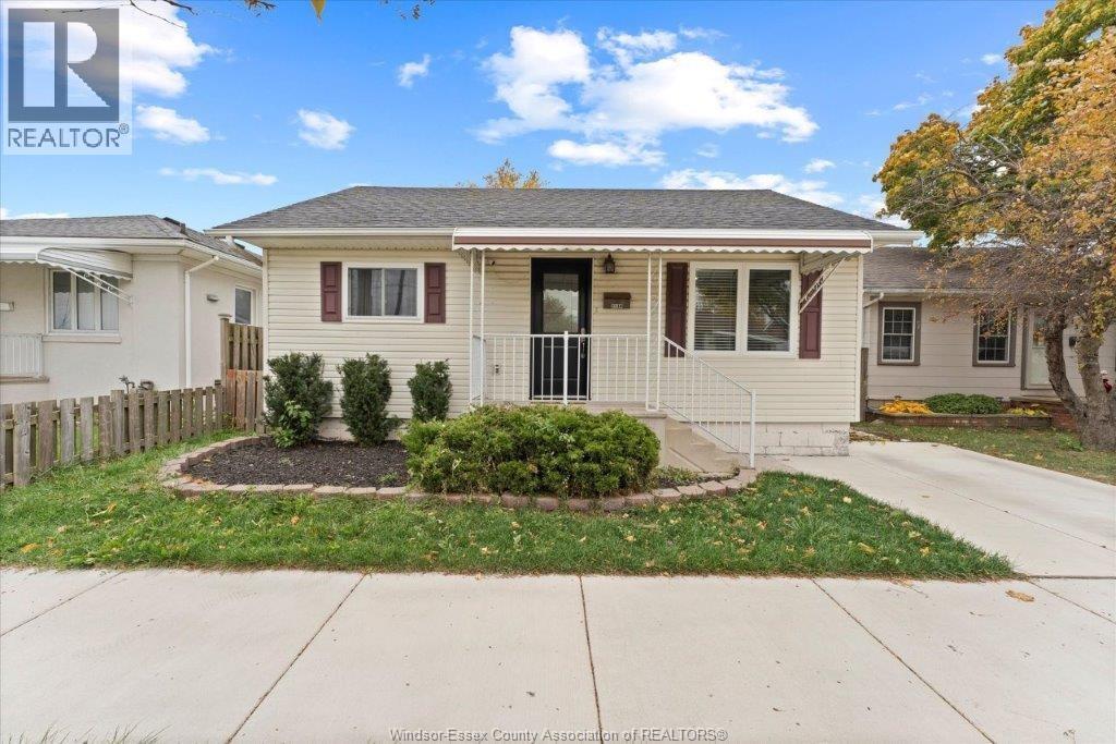 2130 WELLESLEY, windsor, Ontario