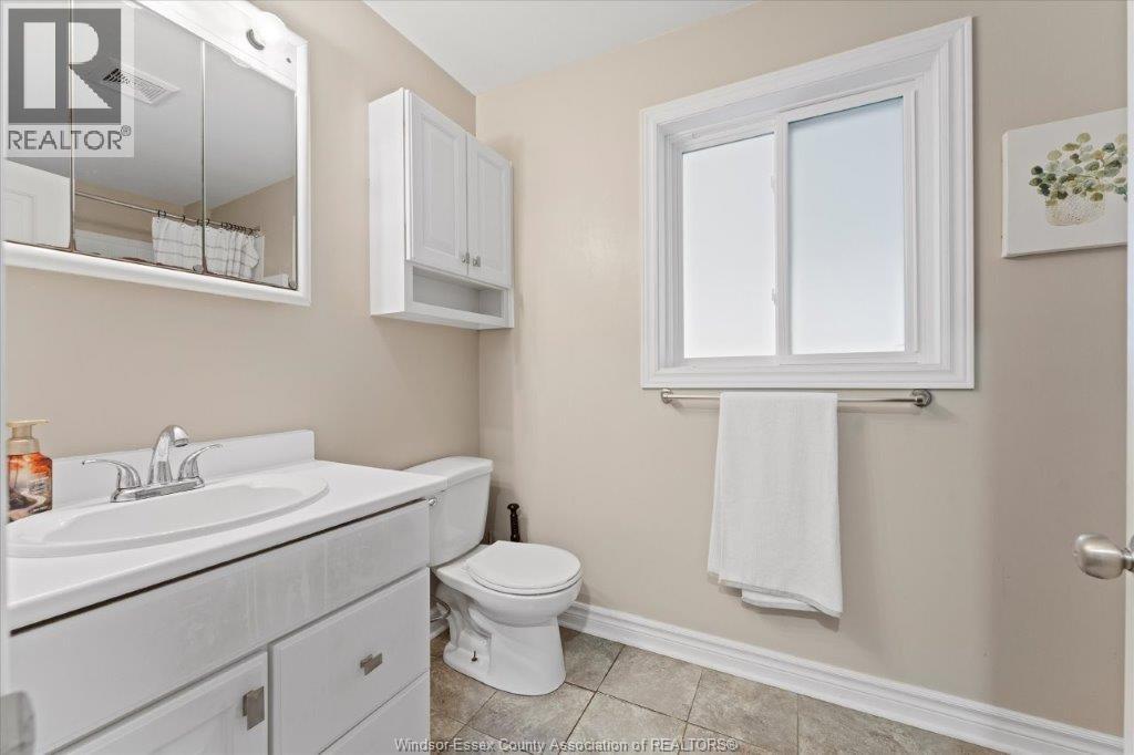 2130 Wellesley, Windsor, Ontario N8W 2E7 - Photo 8 - 25028339