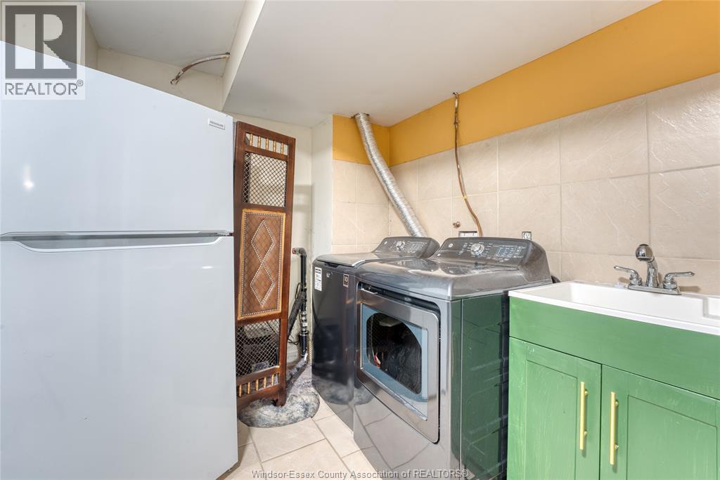 11460 Timber Bay Crescent, Windsor, Ontario N8R 2K9 - Photo 36 - 25028337