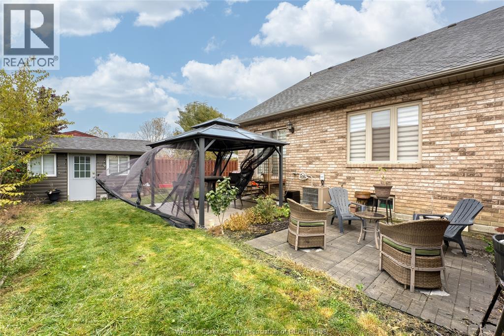 11460 Timber Bay Crescent, Windsor, Ontario N8R 2K9 - Photo 41 - 25028337