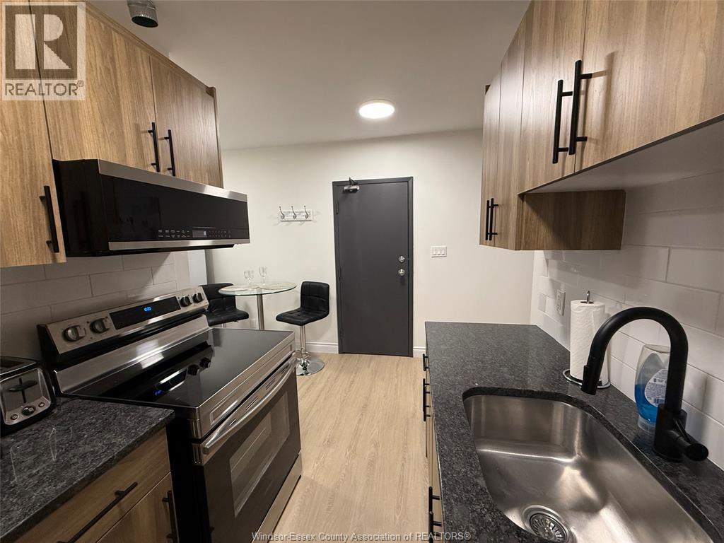 808 Ottawa Street Unit# 3, Windsor, Ontario N8X 2C6 - Photo 4 - 25028320