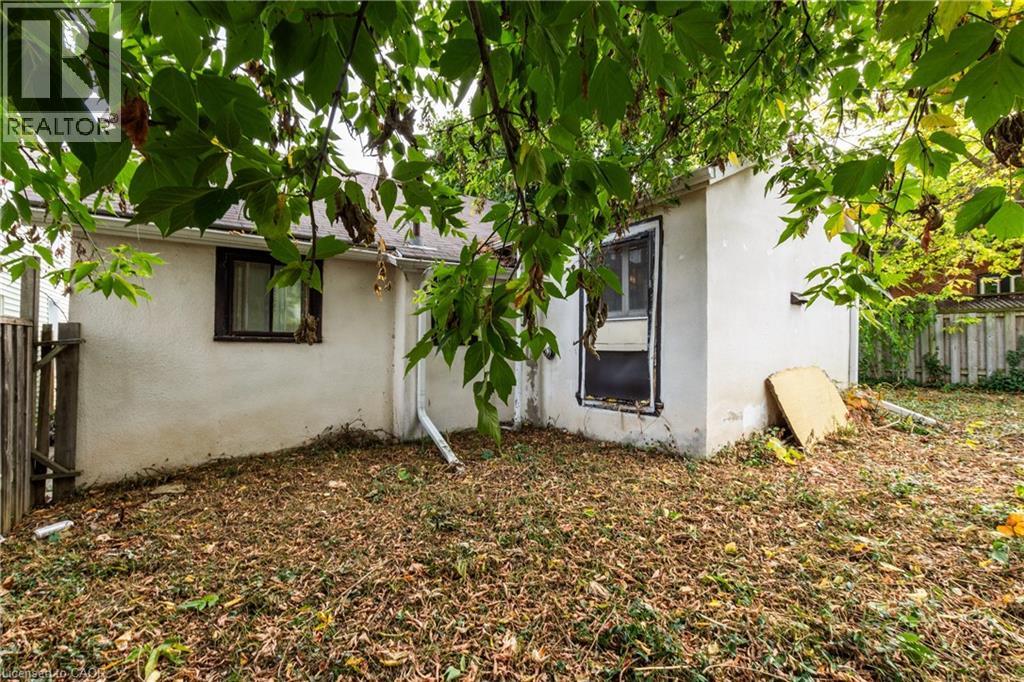 70 Murray Street, Brantford, Ontario N3S 5N9 - Photo 5 - 40786584