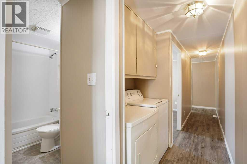 52 Lake Stafford Crescent, Brooks, Alberta  T0J 2A0 - Photo 11 - A2267547