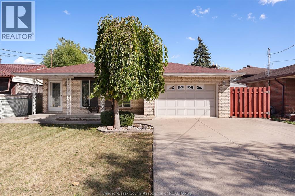 1066 Riverdale Avenue, Windsor, Ontario  N8S 3N6 - Photo 2 - 25028347