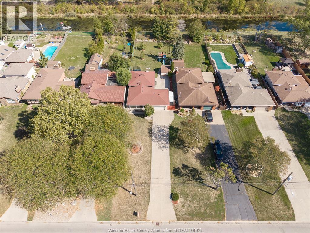 1066 Riverdale Avenue, Windsor, Ontario  N8S 3N6 - Photo 6 - 25028347