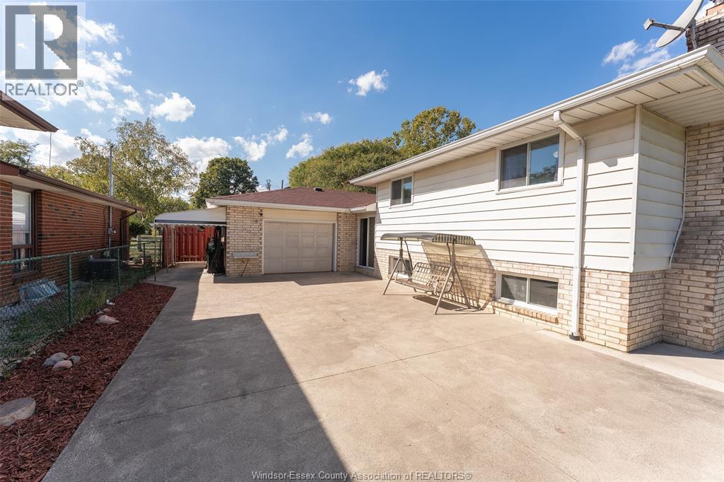 1066 Riverdale Avenue, Windsor, Ontario  N8S 3N6 - Photo 34 - 25028347