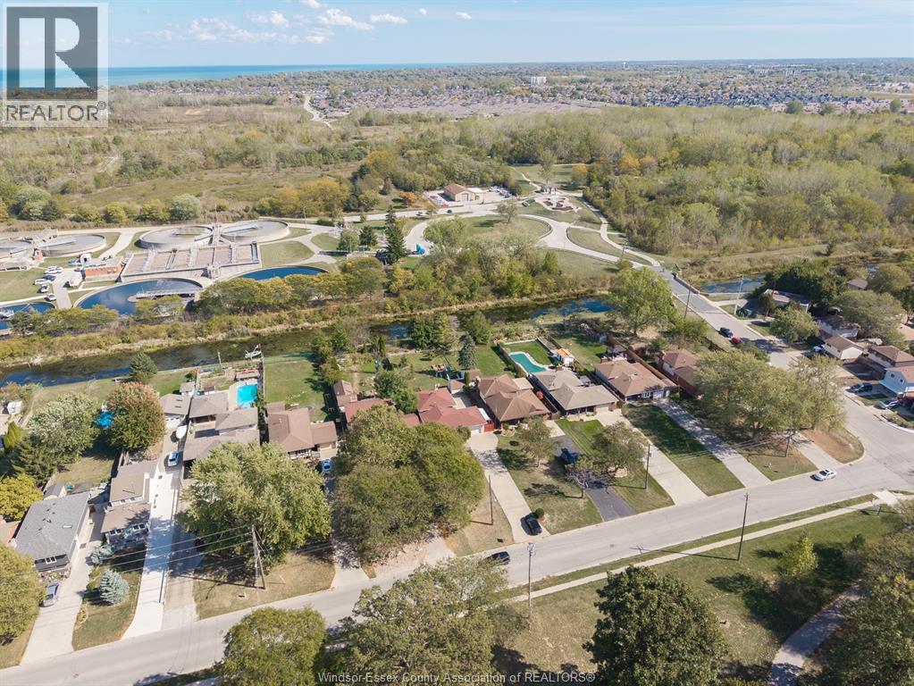 1066 Riverdale Avenue, Windsor, Ontario  N8S 3N6 - Photo 40 - 25028347