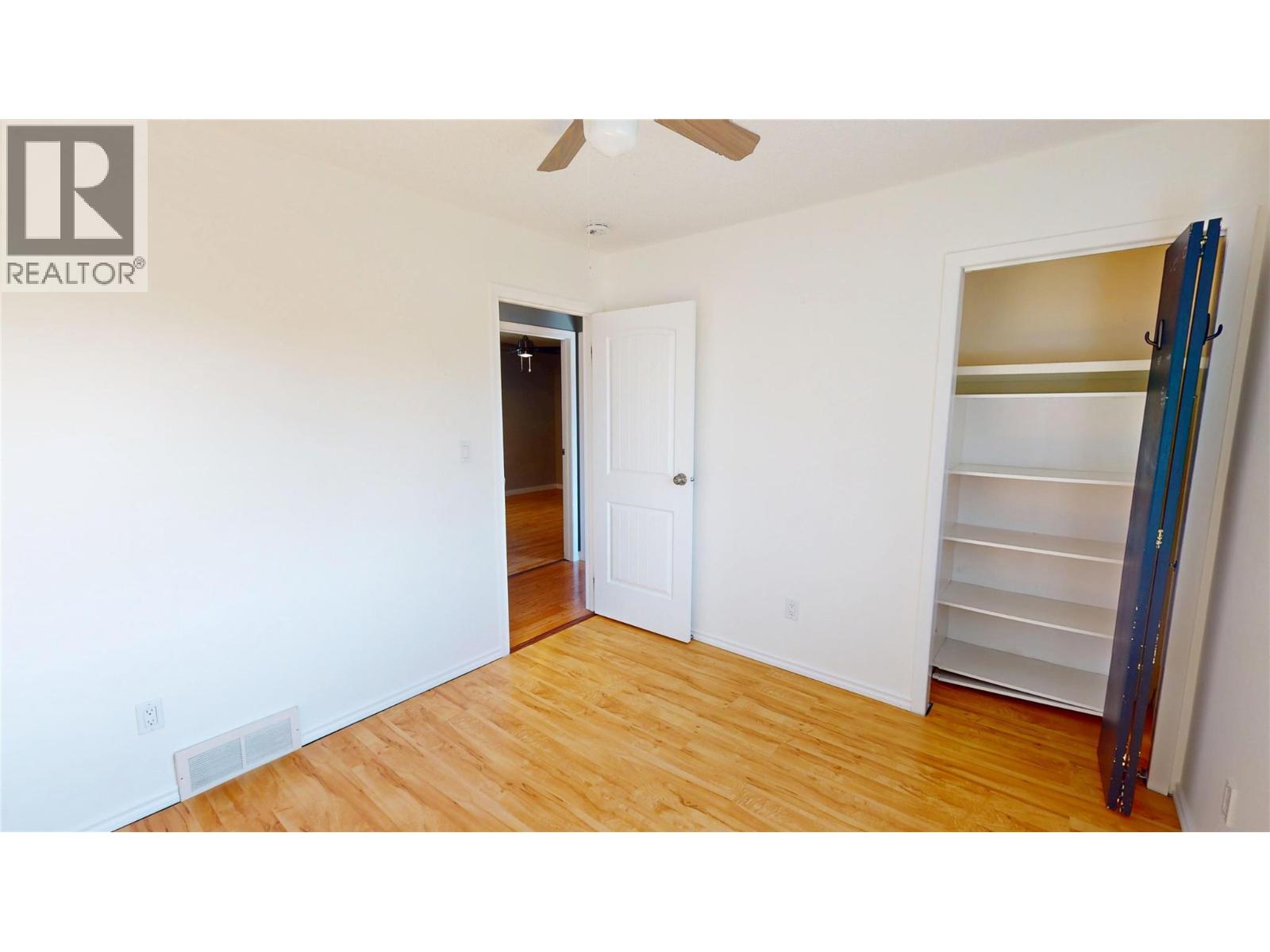 2712 2a Street S, Cranbrook, British Columbia V1C 5B3 - Photo 22 - 10363403