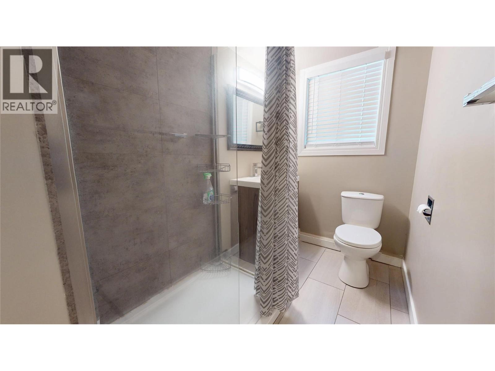 2712 2a Street S, Cranbrook, British Columbia V1C 5B3 - Photo 35 - 10363403