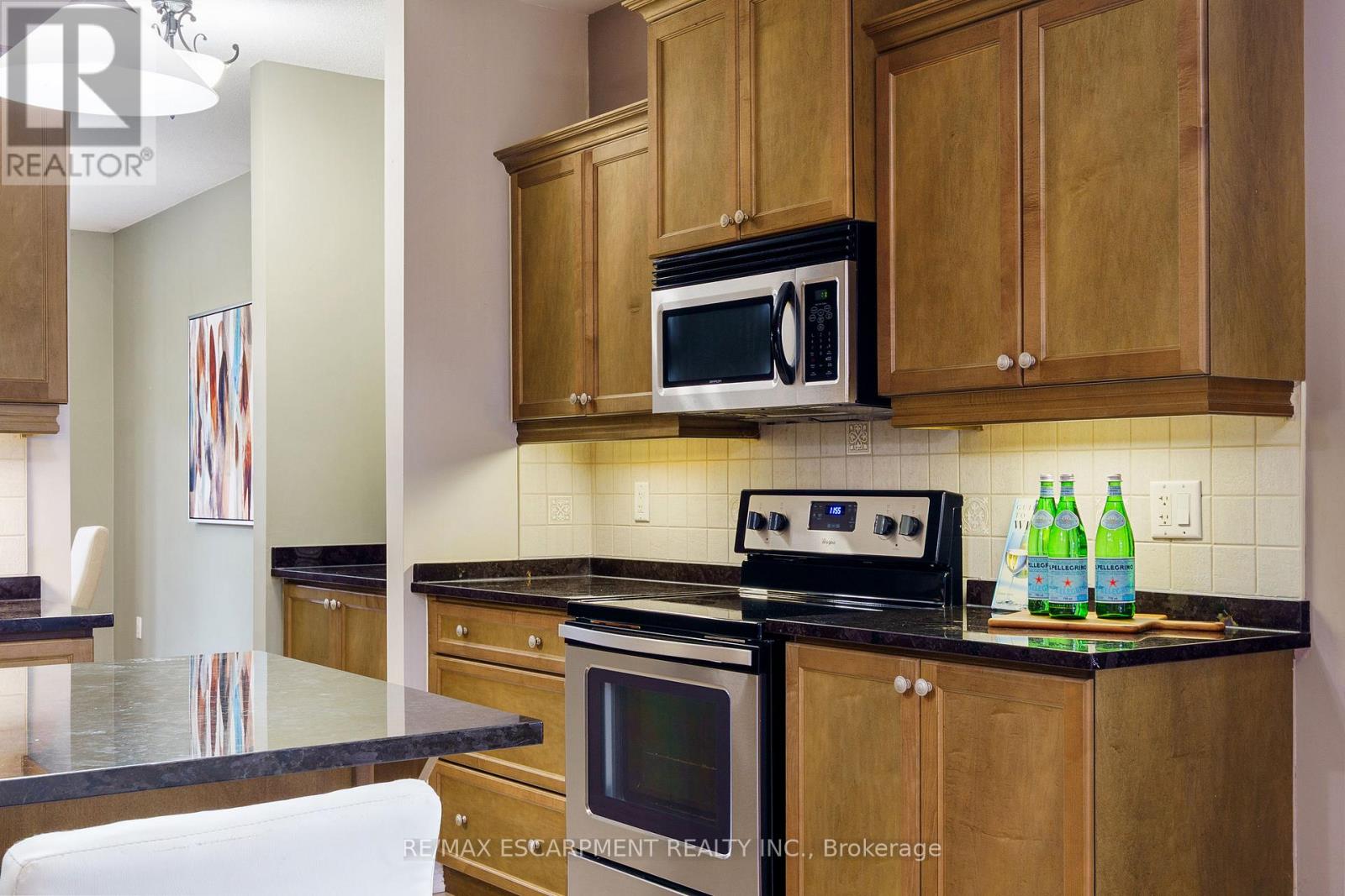 25 Sidare Court, Grimsby, Ontario L3M 4E8 - Photo 19 - X12521382