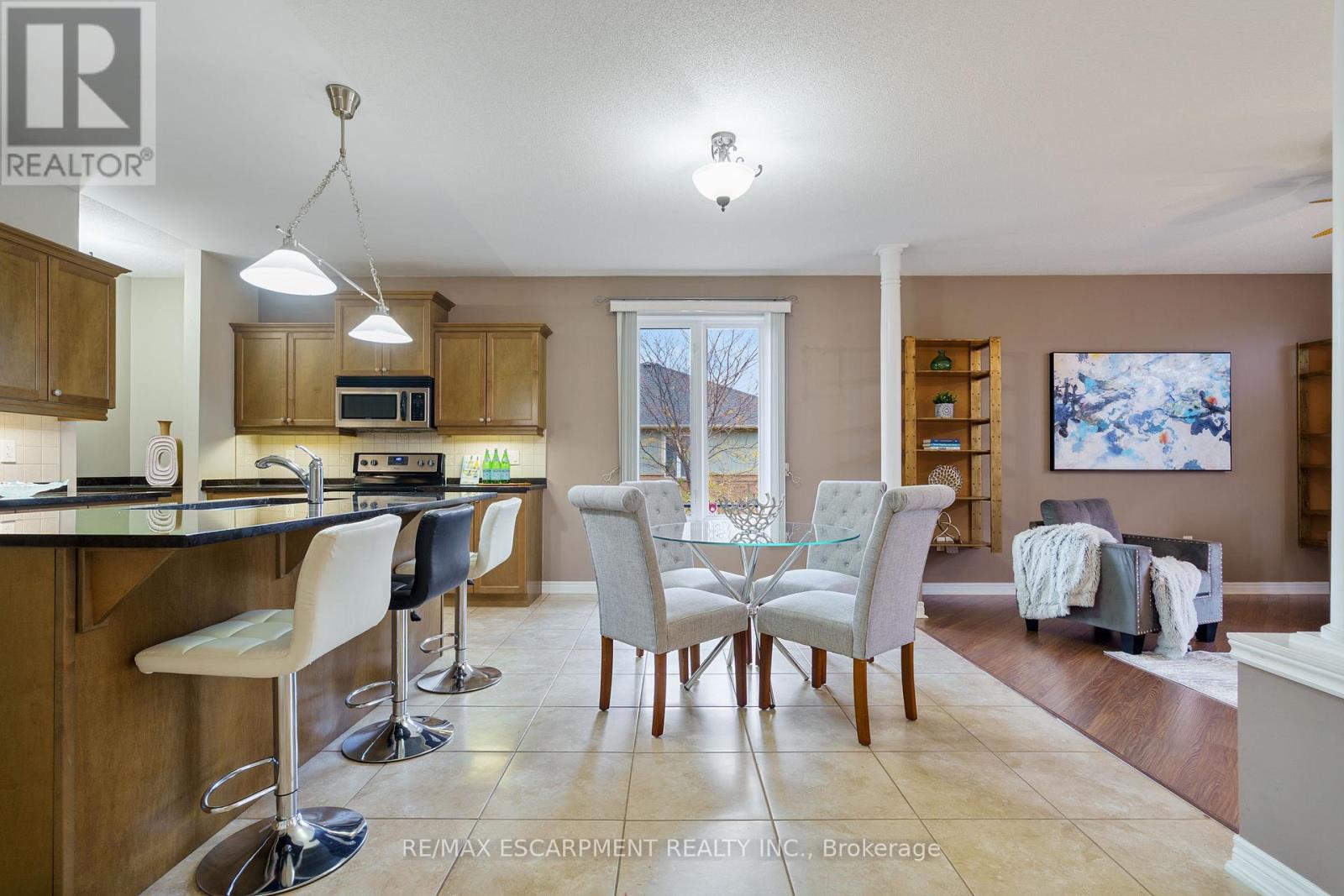 25 Sidare Court, Grimsby, Ontario L3M 4E8 - Photo 21 - X12521382