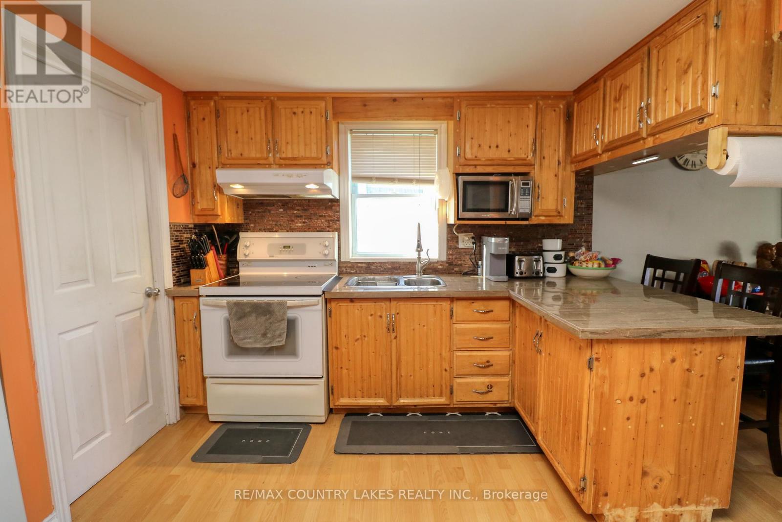 41 Antiquary Road, Kawartha Lakes, Ontario  K0M 2B0 - Photo 7 - X12521418