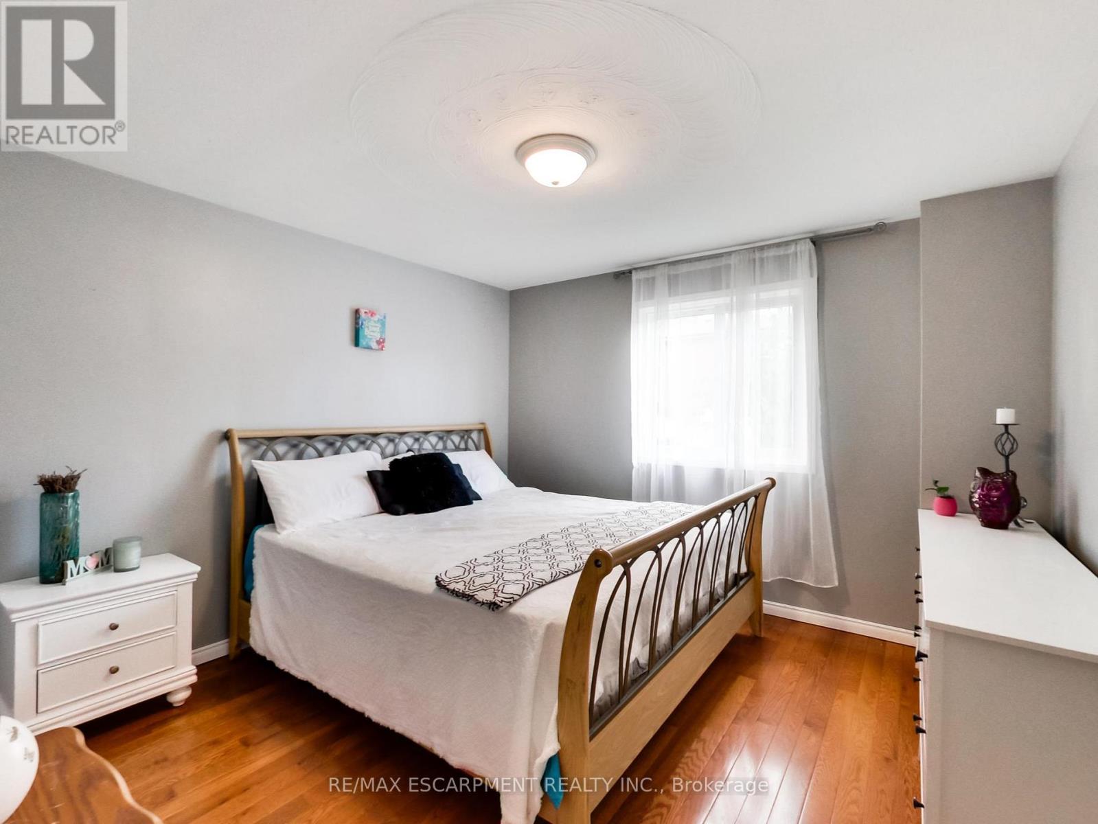 18 Pavarotti Court, Hamilton (Gershome), Ontario  L8G 4P8 - Photo 28 - X12521462