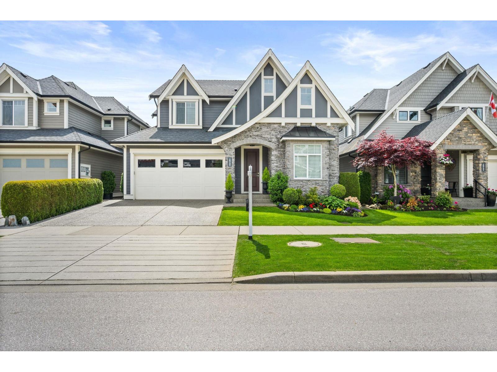 16758 22a Avenue, Surrey, British Columbia V3Z 0M7 - Photo 1 - R3065697