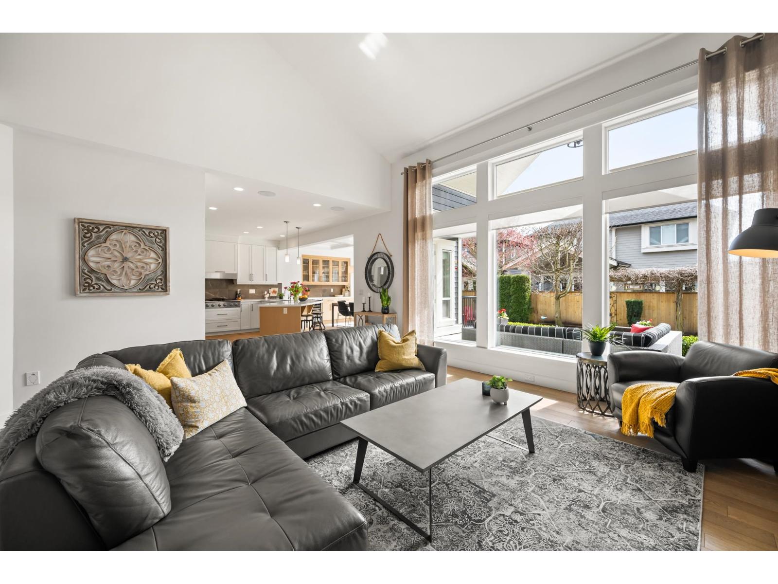 16758 22a Avenue, Surrey, British Columbia V3Z 0M7 - Photo 5 - R3065697