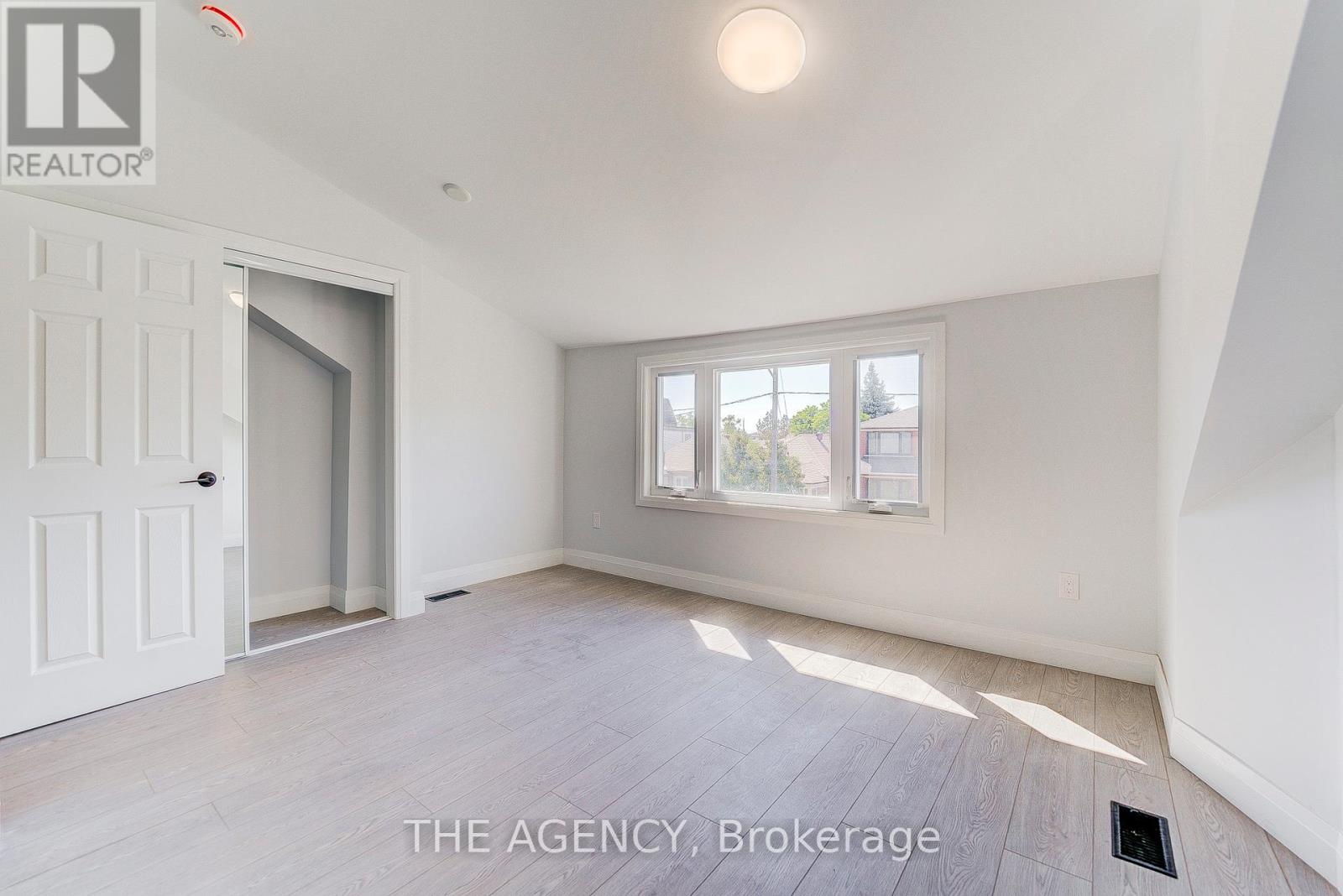 259 Robina Avenue, Toronto, Ontario  M6C 3Y9 - Photo 12 - C12521640