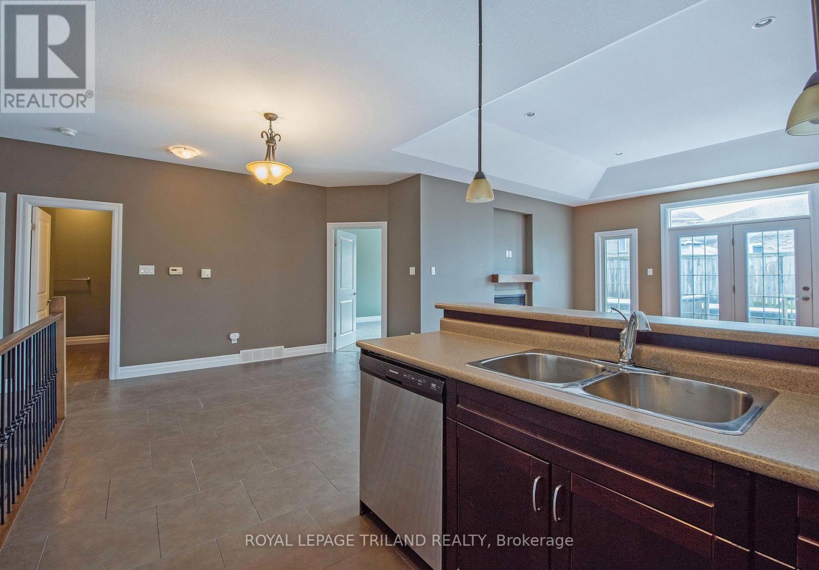 9 - 1571 Coronation Drive, London North, Ontario  N6G 5N9 - Photo 17 - X12291105