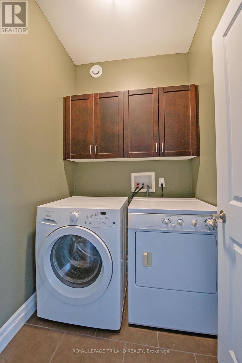 Photo 40 of 45 for 9 - 1571 Coronation Drive