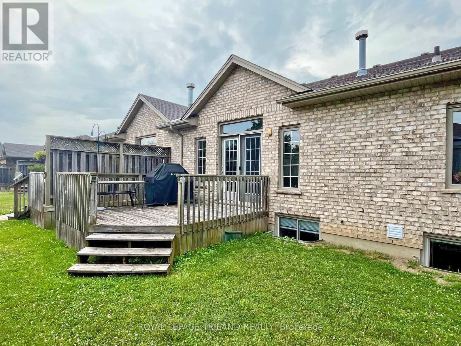 9 - 1571 Coronation Drive, London North, Ontario  N6G 5N9 - Photo 45 - X12291105