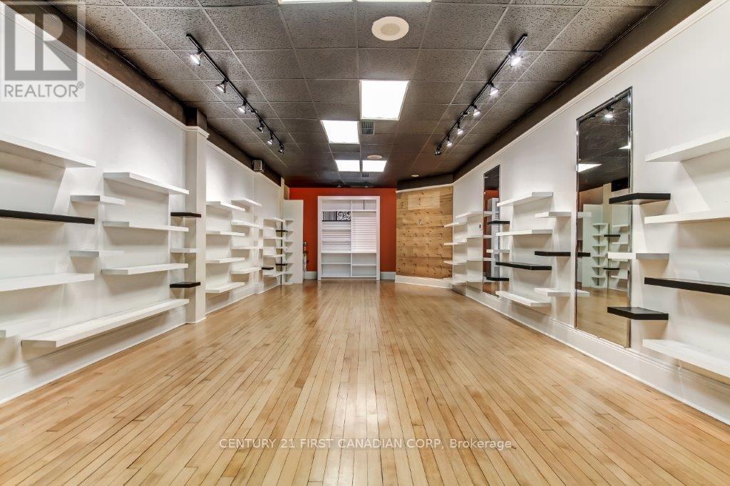 429 Talbot Street, St. Thomas, Ontario  N5P 1C1 - Photo 12 - X12466365