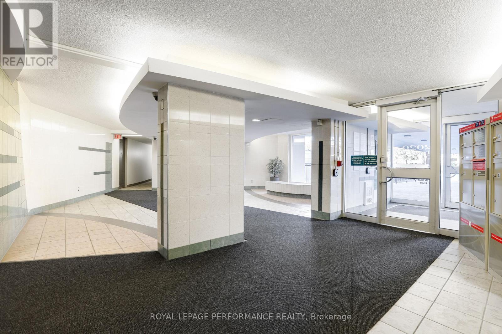 810 - 2020 Jasmine Crescent, Ottawa, Ontario K1J 8K5 - Photo 5 - X12510986