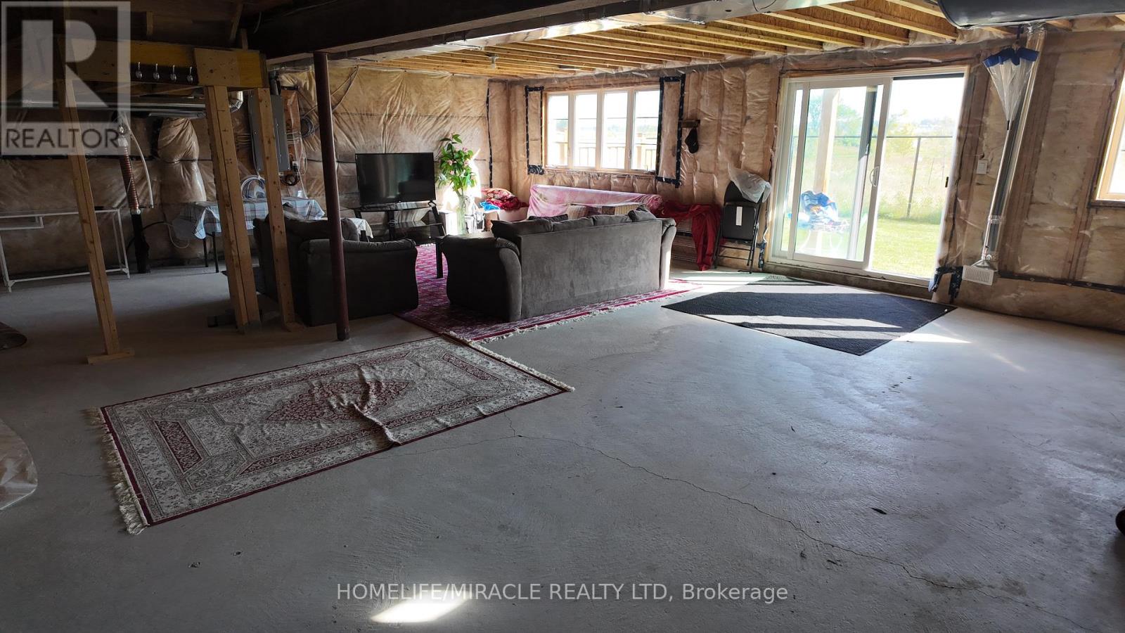 359 Danny Wheeler Boulevard, Georgina, Ontario  L4P 0K2 - Photo 13 - N12518612