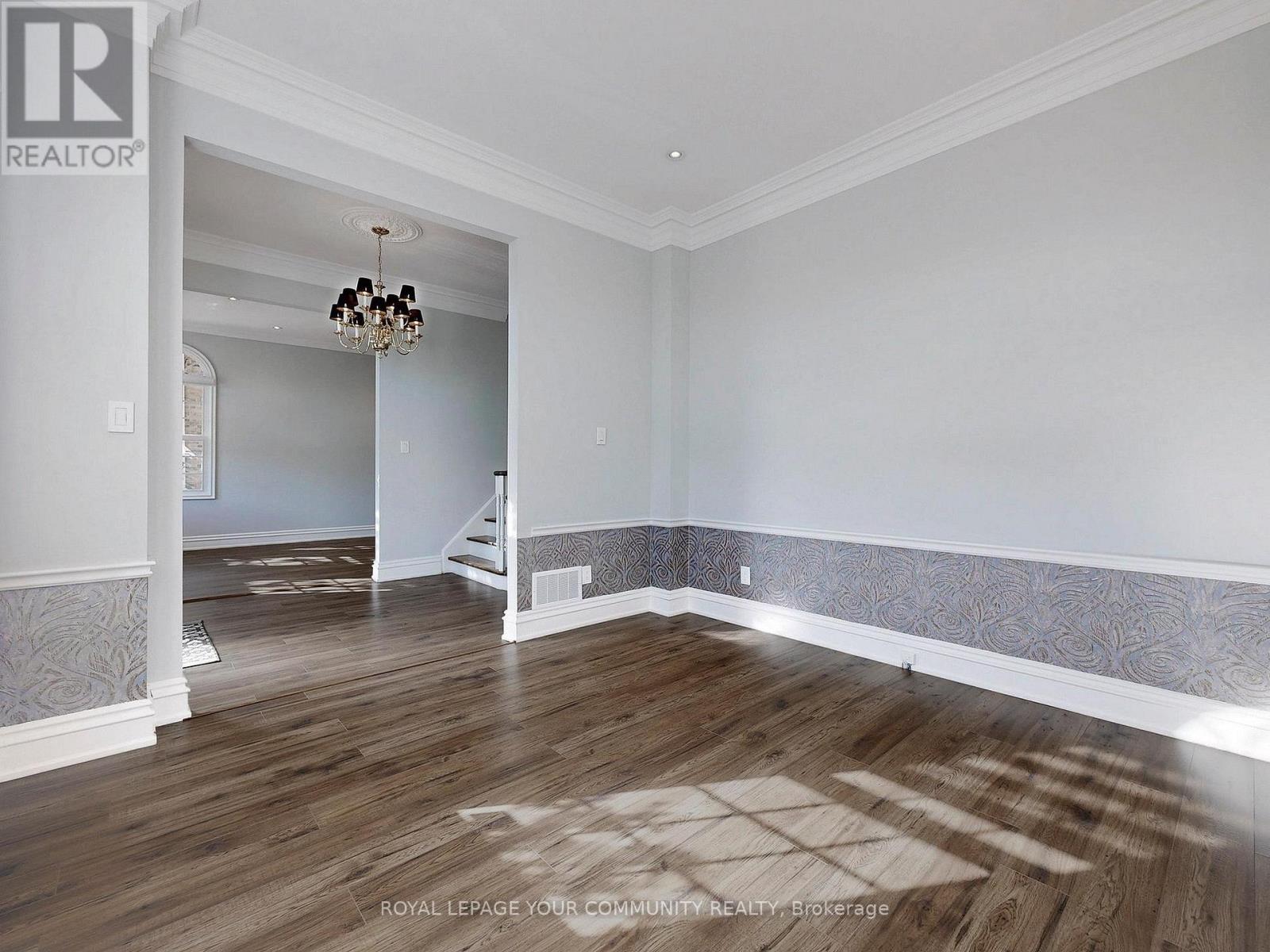 68 Regent Street, Richmond Hill, Ontario  L4C 9C5 - Photo 23 - N12521306