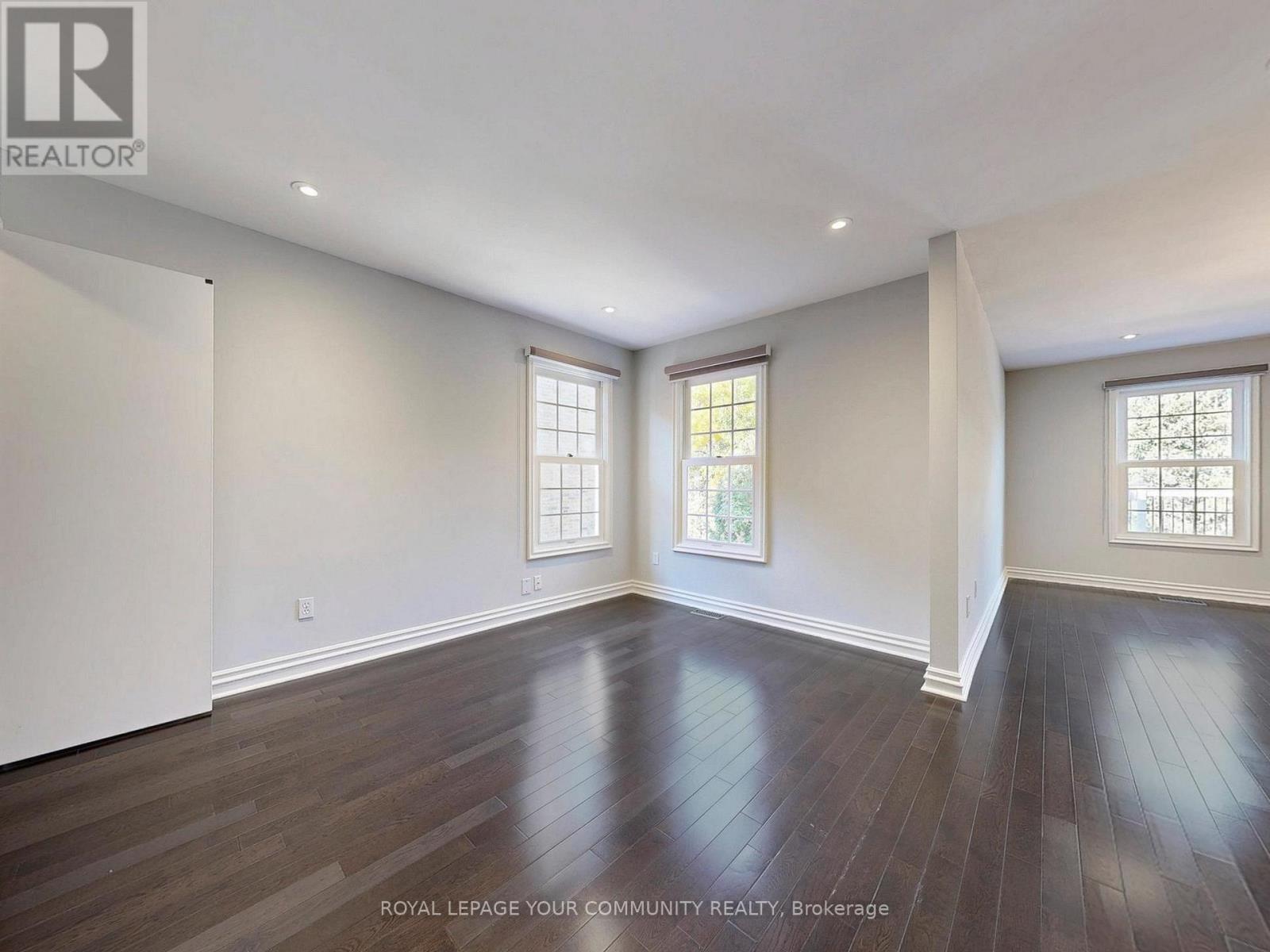 68 Regent Street, Richmond Hill, Ontario  L4C 9C5 - Photo 20 - N12521306