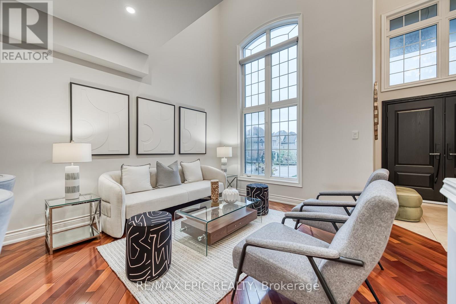 115 Thornhill Woods Drive, Vaughan, Ontario  L4J 8R5 - Photo 6 - N12511586