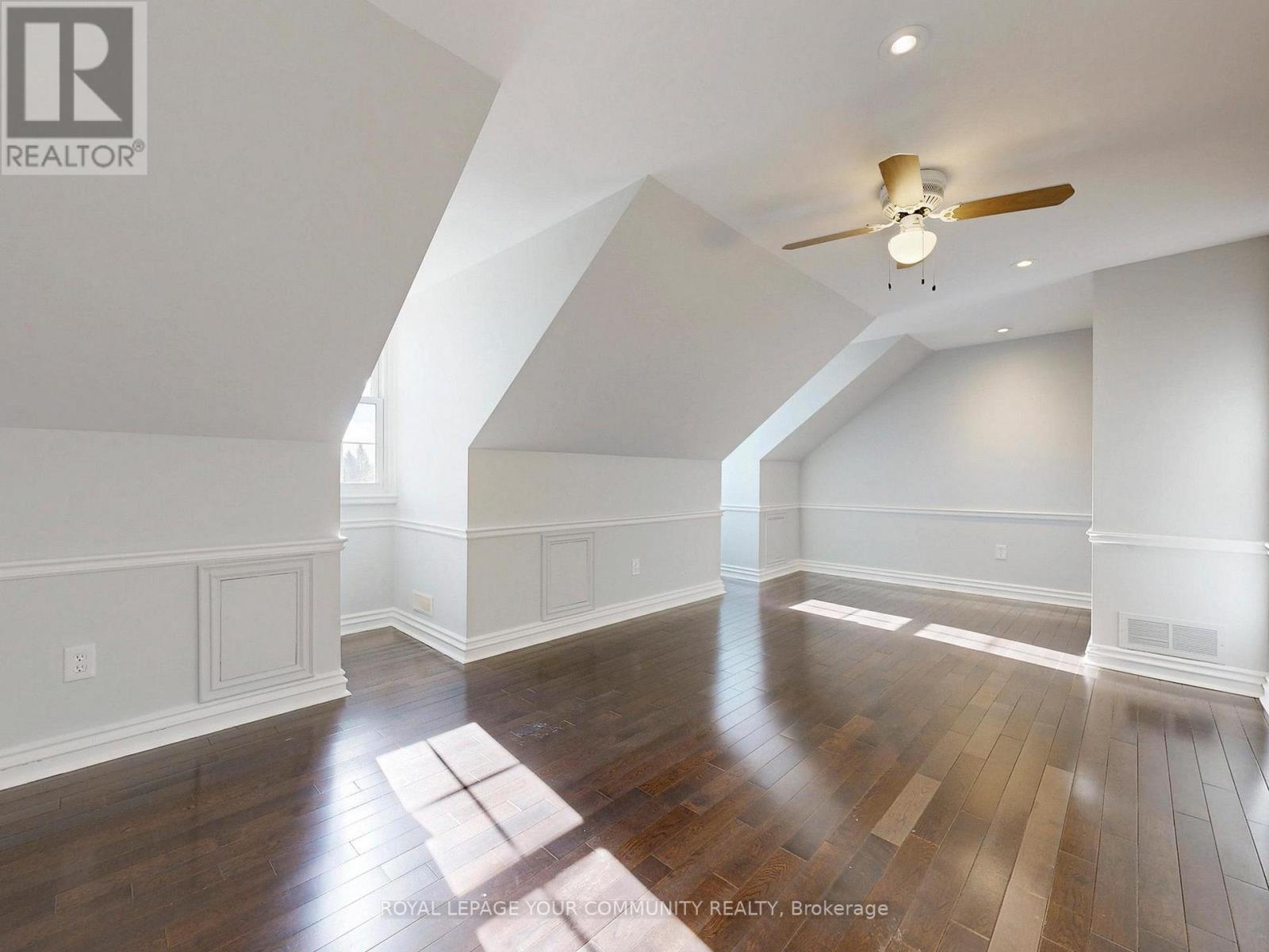 68 Regent Street, Richmond Hill, Ontario  L4C 9C5 - Photo 38 - N12521306