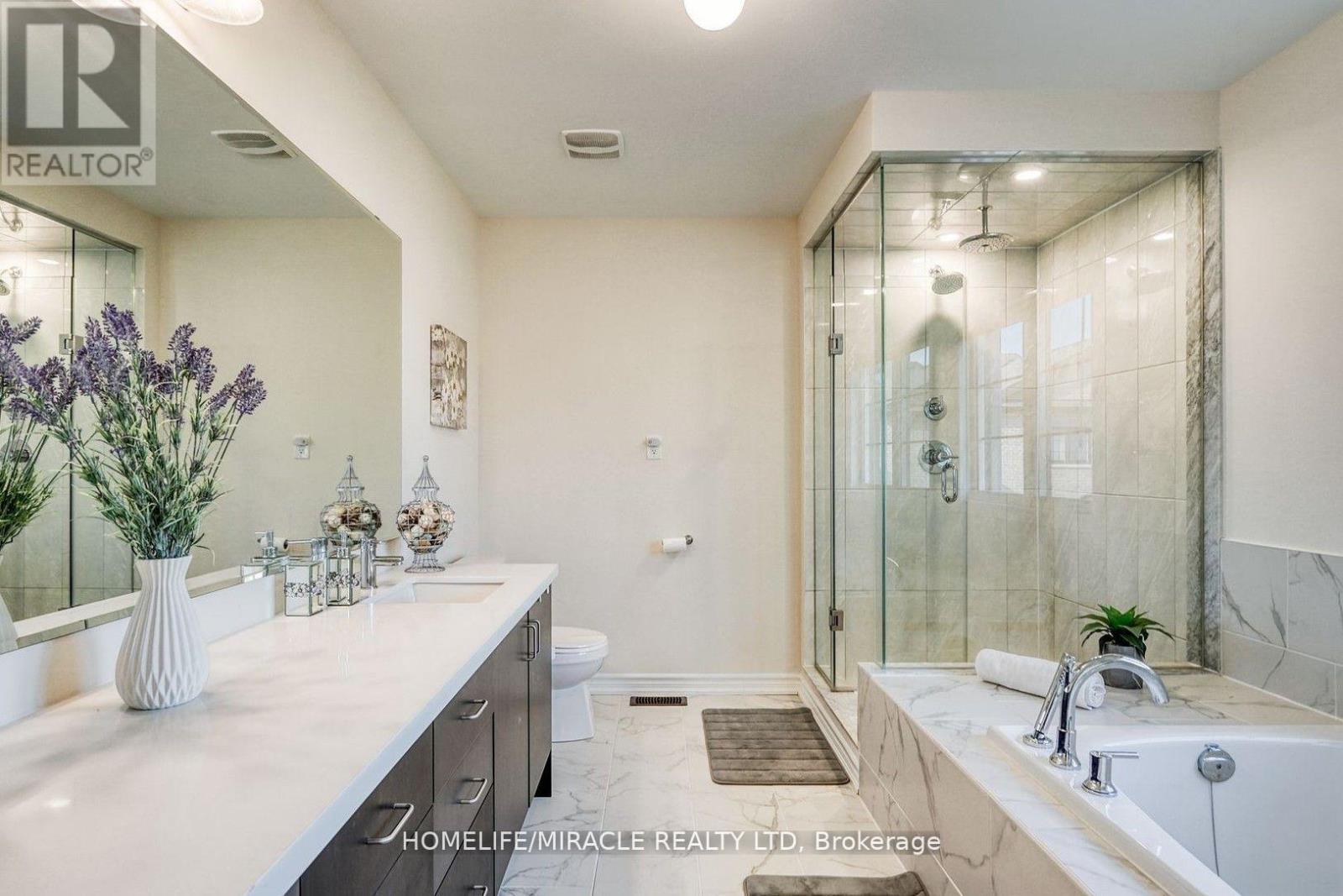 359 Danny Wheeler Boulevard, Georgina, Ontario  L4P 0K2 - Photo 9 - N12518612