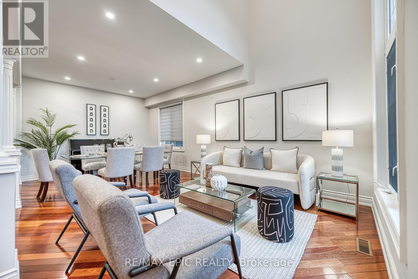 115 Thornhill Woods Drive, Vaughan, Ontario  L4J 8R5 - Photo 7 - N12511586