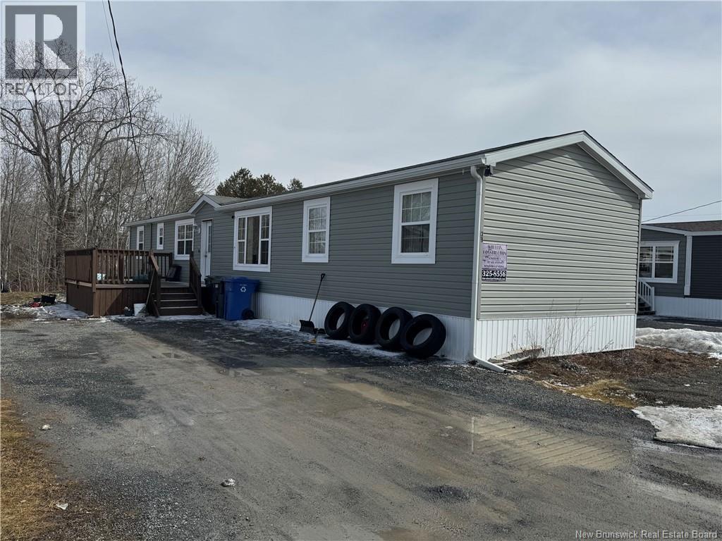 39 Carr Lane, Jacksonville, New Brunswick  E7M 0G2 - Photo 1 - NB129834