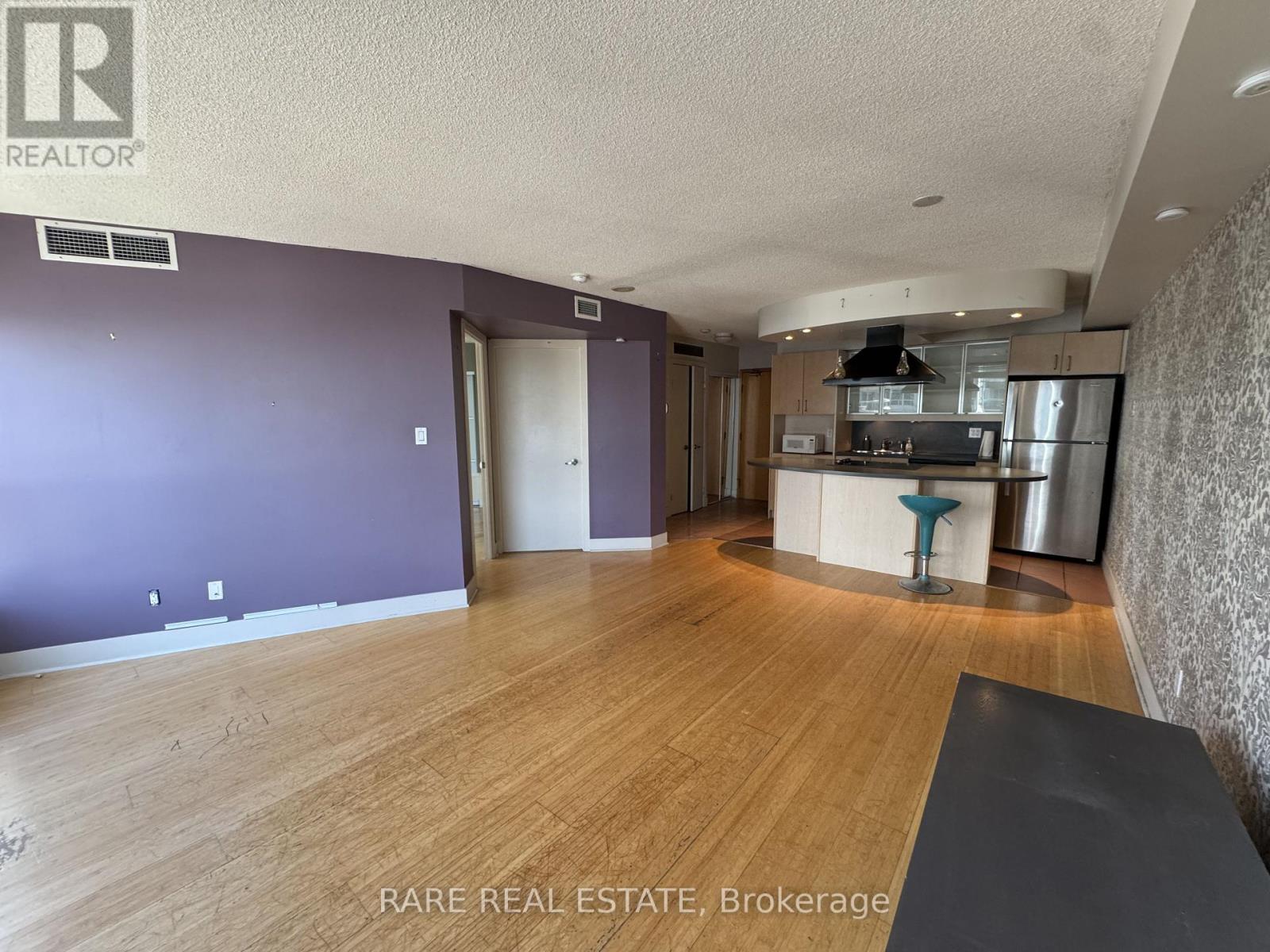 807 - 550 Queens Quay W, Toronto, Ontario  M5V 3M8 - Photo 3 - C12521744