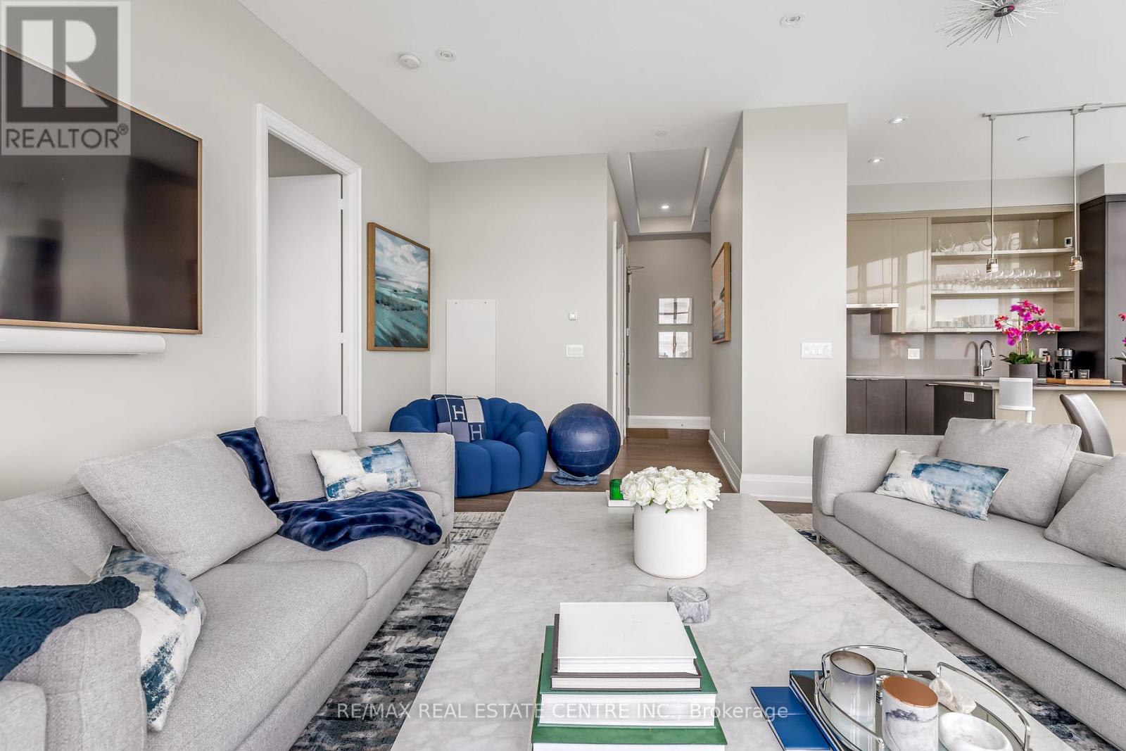 Sph 201 - 88 Harbour Street, Toronto, Ontario  M5J 2T5 - Photo 12 - C12521754