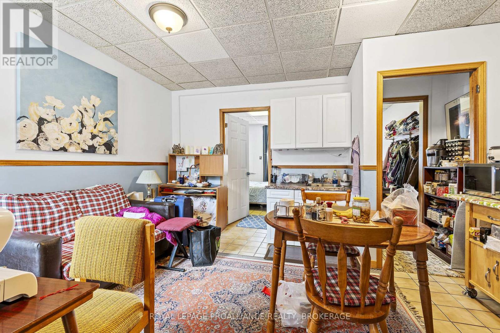 274 Wellington Street, Kingston, Ontario  K7K 2Z1 - Photo 9 - X12521890