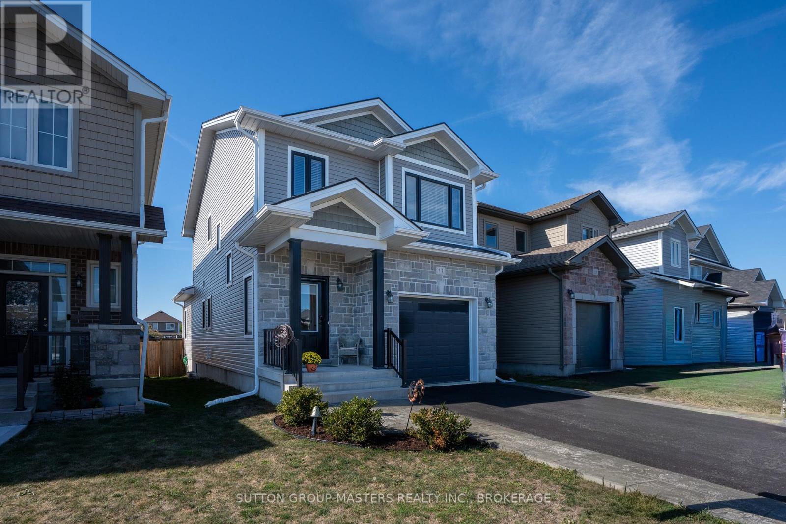 217 Holden Street, Kingston, Ontario  K7P 0L1 - Photo 1 - X12522026