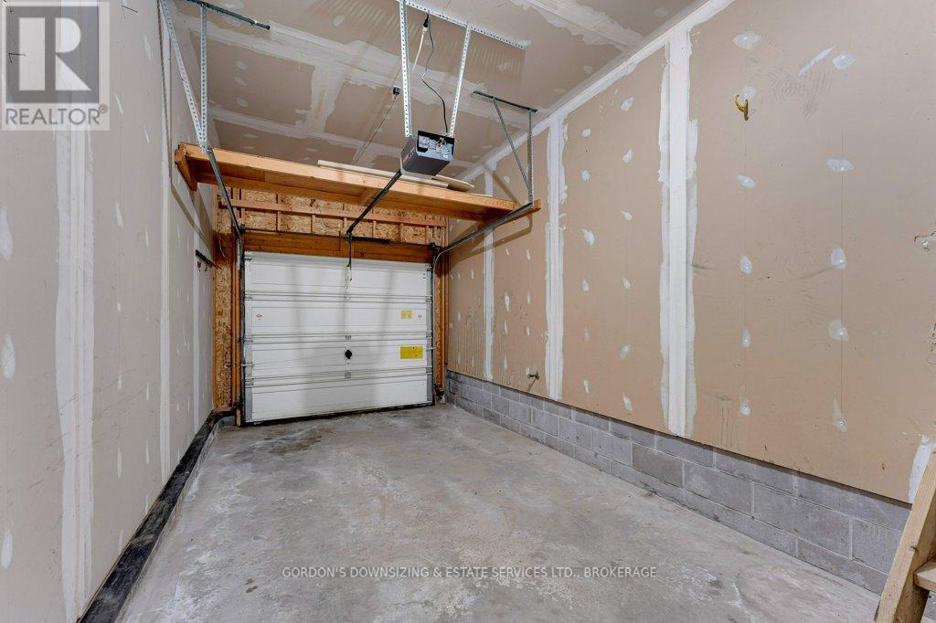 464 Freeman Crescent, Kingston (Kingston East (Incl Barret Crt)), Ontario  K7K 7C8 - Photo 28 - X12522034