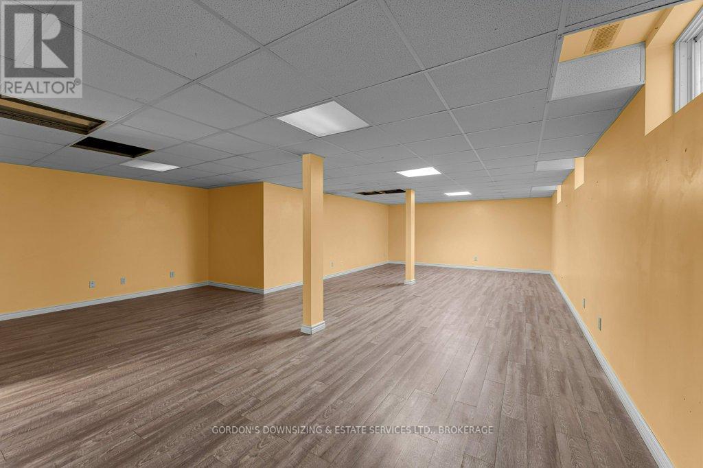 464 Freeman Crescent, Kingston (Kingston East (Incl Barret Crt)), Ontario  K7K 7C8 - Photo 31 - X12522034