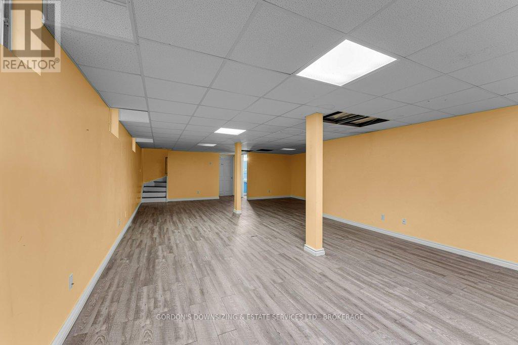 464 Freeman Crescent, Kingston (Kingston East (Incl Barret Crt)), Ontario  K7K 7C8 - Photo 32 - X12522034