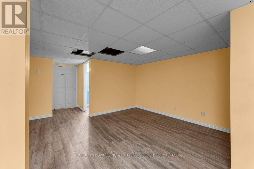 464 Freeman Crescent, Kingston (Kingston East (Incl Barret Crt)), Ontario  K7K 7C8 - Photo 33 - X12522034