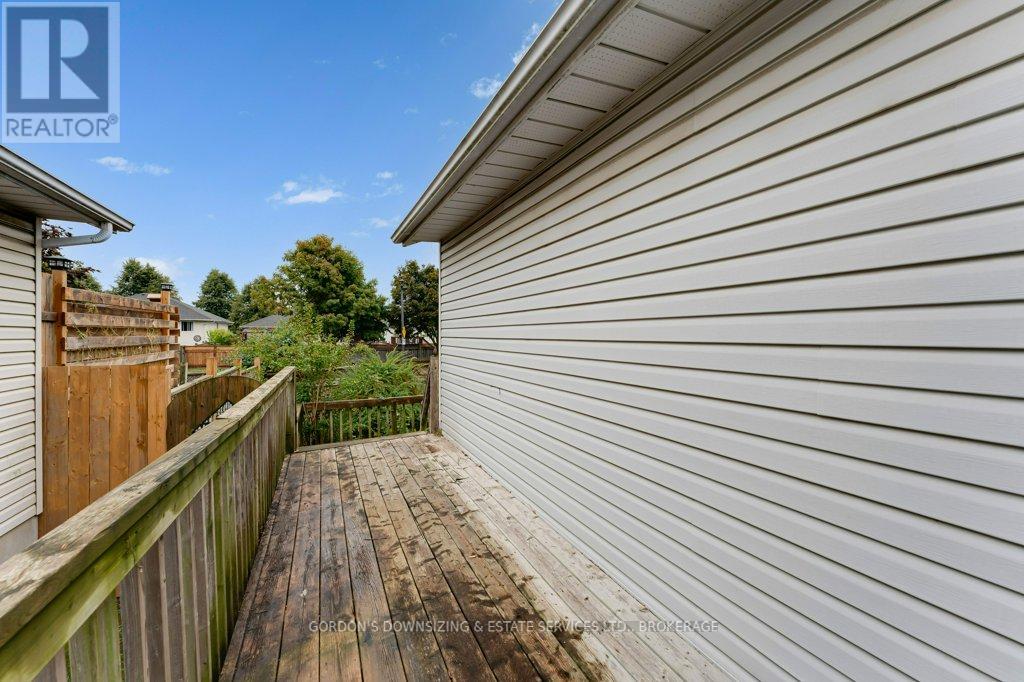 464 Freeman Crescent, Kingston (Kingston East (Incl Barret Crt)), Ontario  K7K 7C8 - Photo 38 - X12522034