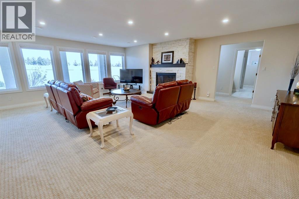 15 Chinook Heights S, Lethbridge, Alberta  T1K 6T6 - Photo 29 - A2268796