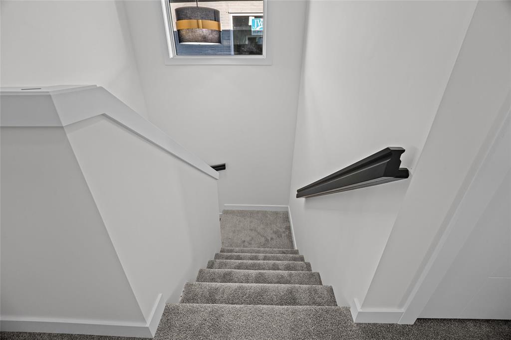 313 Numeracy Lane, Winnipeg, Manitoba  R2P 3A6 - Photo 12 - 202528037