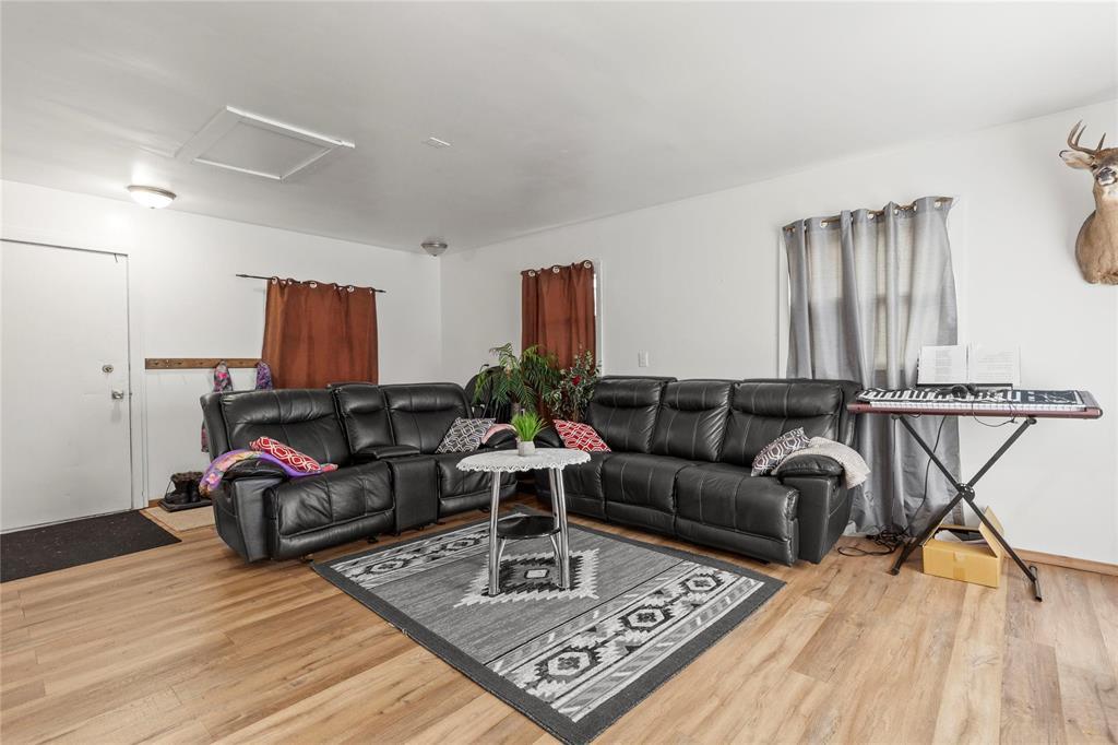 172 52 Highway, Mitchell, Manitoba  R5G 1H3 - Photo 6 - 202528066