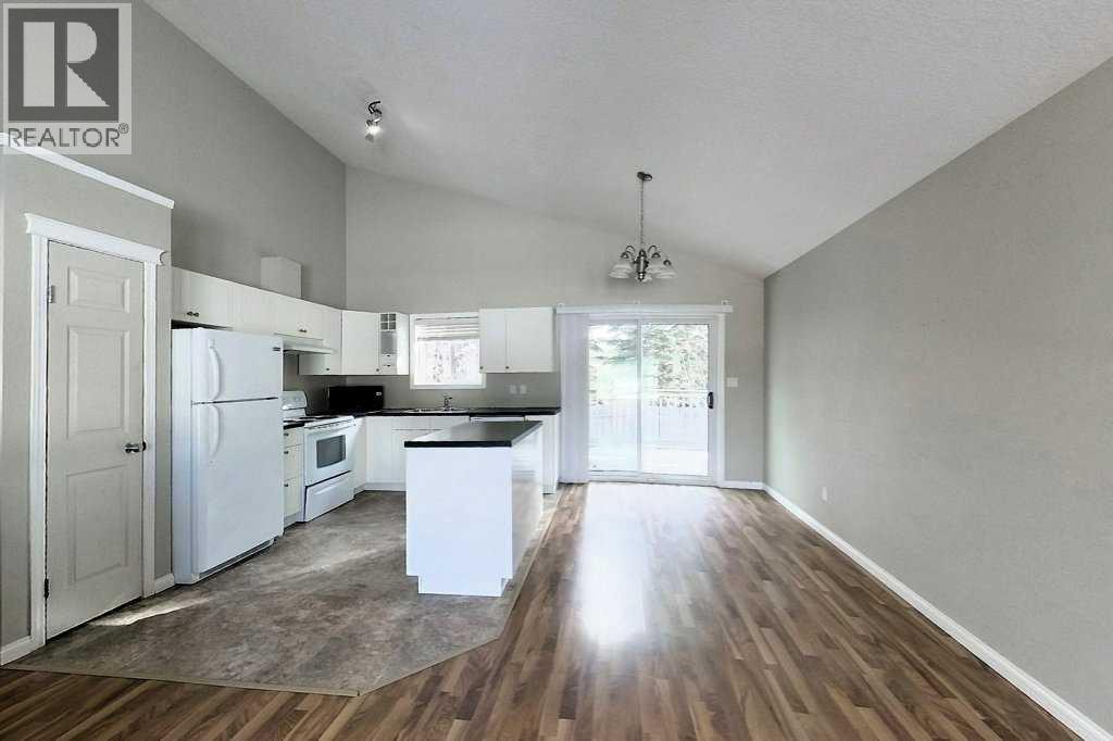 4155 15 Avenue, Edson, Alberta  T7E 0A5 - Photo 8 - A2258125