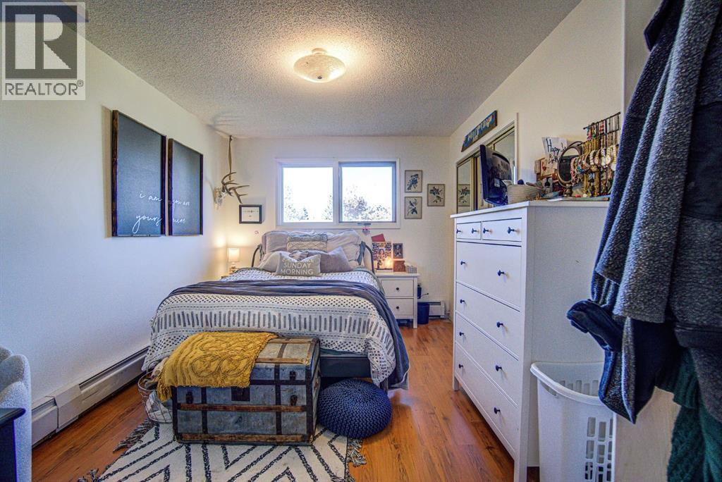 664 49 Avenue W, Claresholm, Alberta  T0L 0T0 - Photo 23 - A2259719