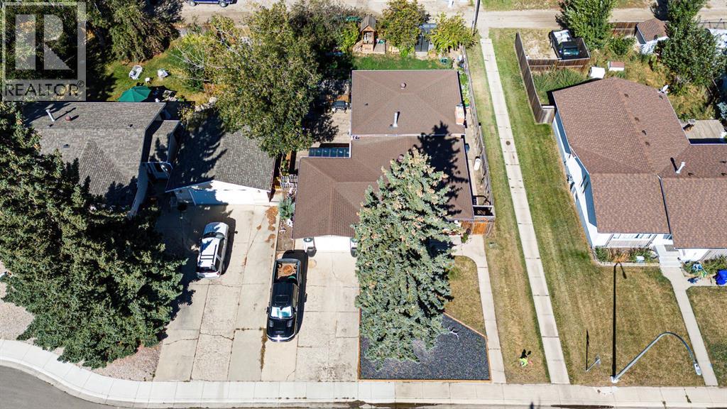 664 49 Avenue W, Claresholm, Alberta  T0L 0T0 - Photo 48 - A2259719